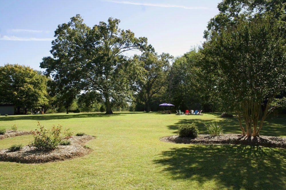 Seven Oaks Bed & Breakfast Highpoint Exterior foto